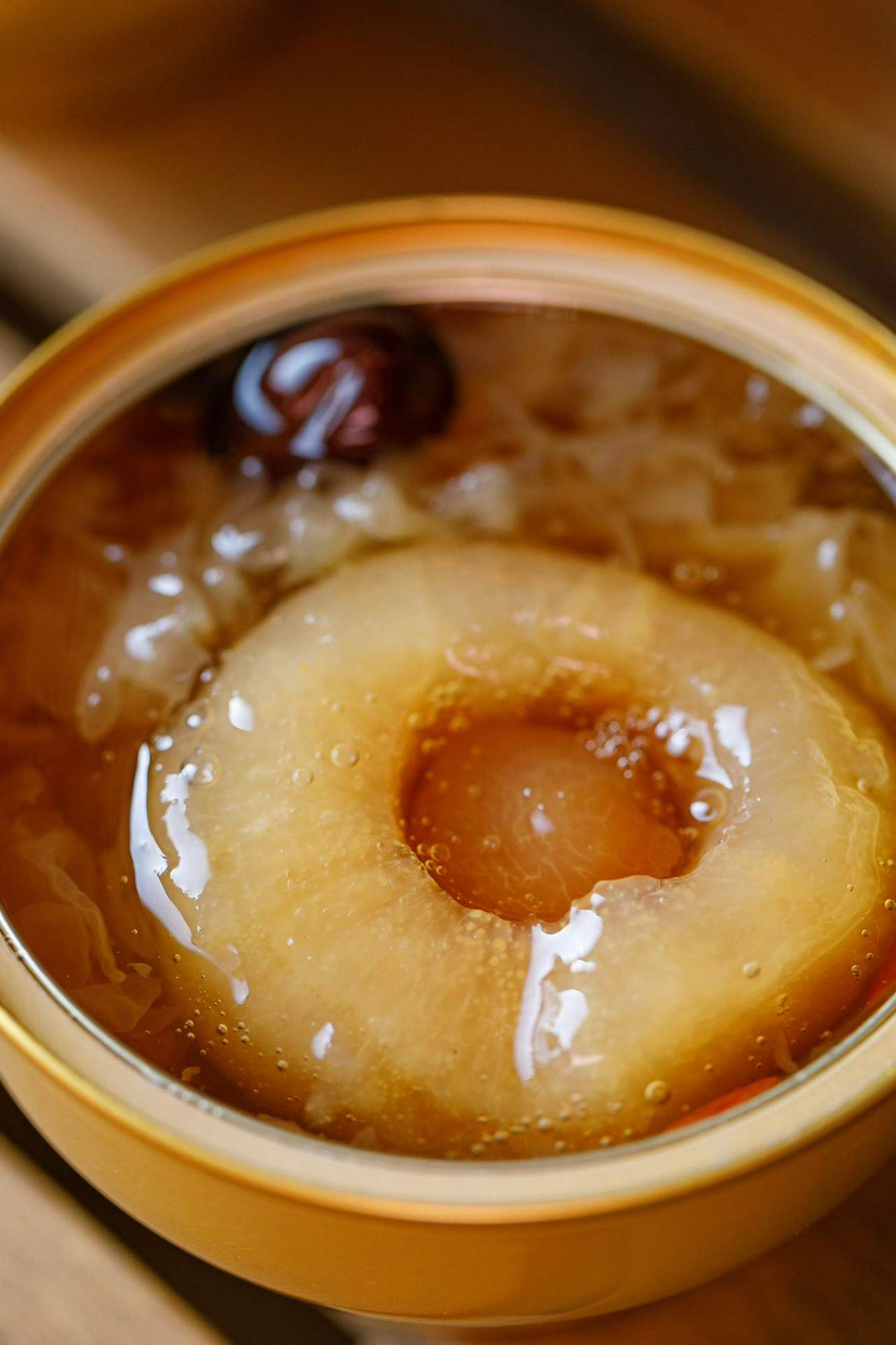 配料干净，枇杷炖梨，撕开即食 慢炖三小时的枇杷炖梨基地直邮