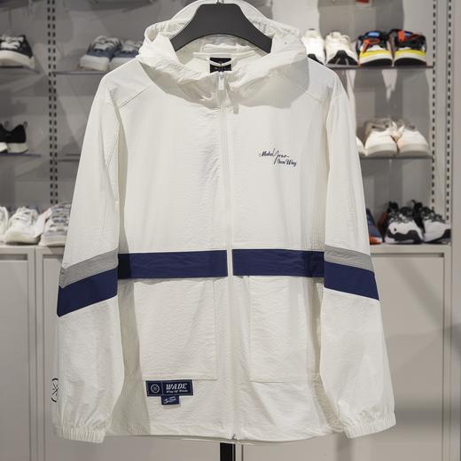 李宁运动风衣男子韦德系列冰感舒适防晒宽松外套AFDV121 商品图3