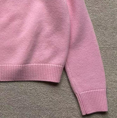 爱马🐎家
超厚纯羊绒罩衫。 宝石蓝色。 粉色。燕麦色 商品图13