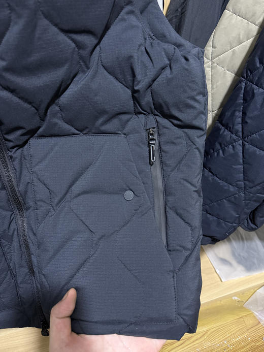 原单正品 DESCENTE迪桑特男休闲马夹运动轻薄羽绒马甲，M-XXL 商品图3