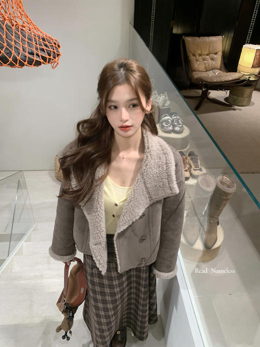 Read Nameless /可可拉贡羊羔毛外套 2025/11/6 商品图14