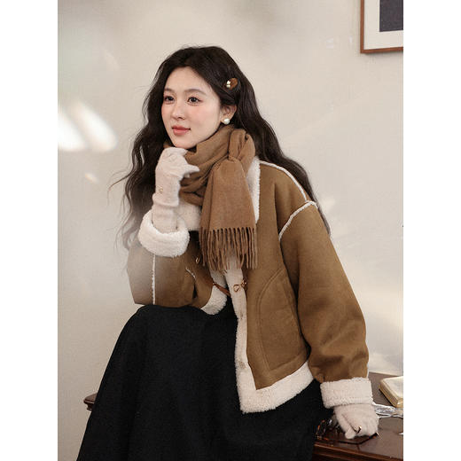 鹿向南「枫糖拿铁」棕色麂皮绒翻领短外套冬季新款复古百搭上衣女 商品图4