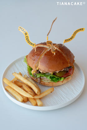 招牌芝士和牛汉堡