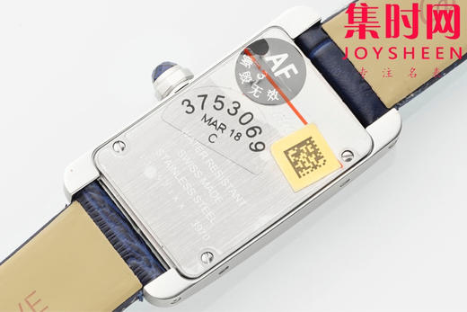 创意与美学之作—AF卡地亚Tank坦克系列 美国坦克小号 女士腕表 跨越时代的风格力量 表盘尺寸：35.4*19.4mm 商品图5