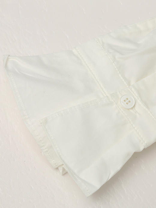 米白色立领单排扣衬衫 复古风喇叭袖宽松显瘦上衣 春秋季文艺范百搭女式衬衣 商品图4