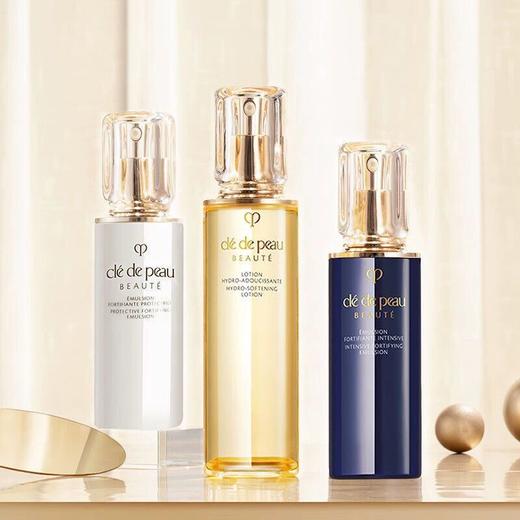 肌肤之钥CPB钻光水乳三件套（防护乳125ml+精华水170ml+修护乳125ml） 商品图0