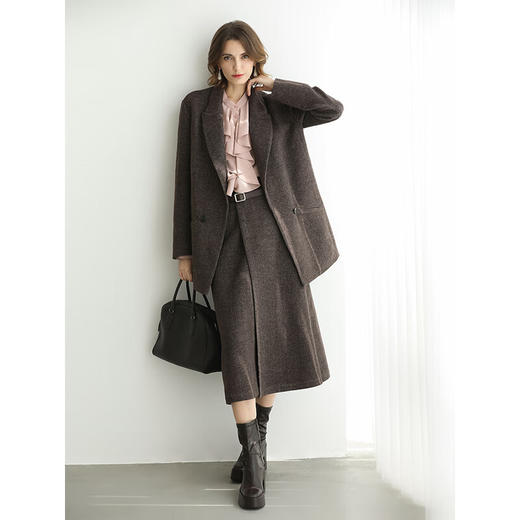 COCOBELLA设计感咖色羊毛通勤半身裙秋冬呢子高腰A字裙HS3161 商品图3