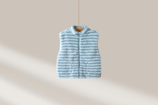 拉比i5童衣类-4自然毛绒马夹LYDC102303 商品图0