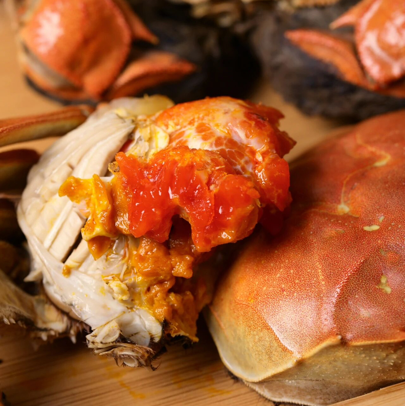 2025正宗的阳澄湖大闸蟹来了！只选精品阳澄湖大闸蟹 口感肥美 黄肥膏白 蟹黄鲜香，产地顺丰直达到家