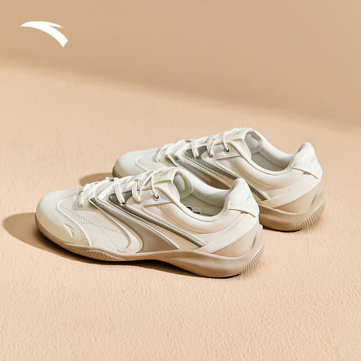 安踏可丽丨薄底芭蕾风休闲鞋女2025秋季新款平底运动鞋 122548886 商品图1