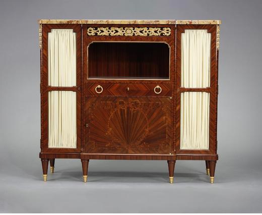 独角鹿西洋古董 1890年代法国家具名坊SORMANI签名出品路易十六风格铜鎏金雕饰嵌大理石台面硬木玻璃柜 商品图0
