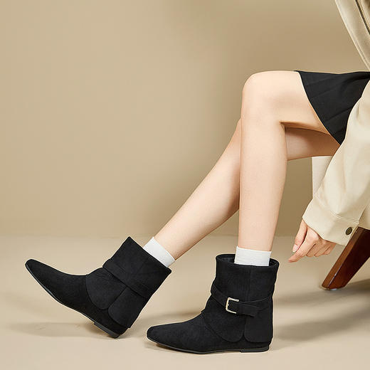 西遇内增高裤管靴女新款秋冬复古单靴美拉德堆堆靴平底短靴子V2257280 商品图0