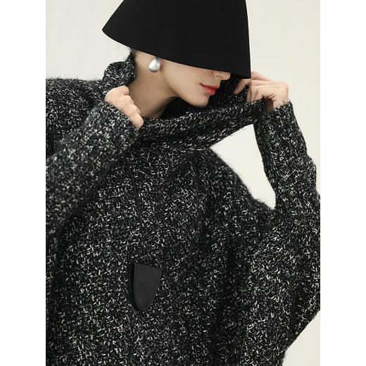 COCOBELLA时尚高领混色毛衣女冬蝙蝠袖软糯宽松针织衫MZ3282 商品图4