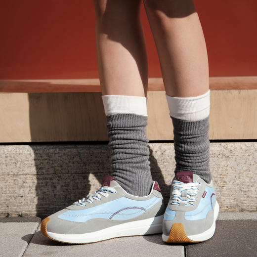 lost in echo2026春夏新款时尚撞色Z字线迹拼接超轻厚底阿甘鞋女 商品图3