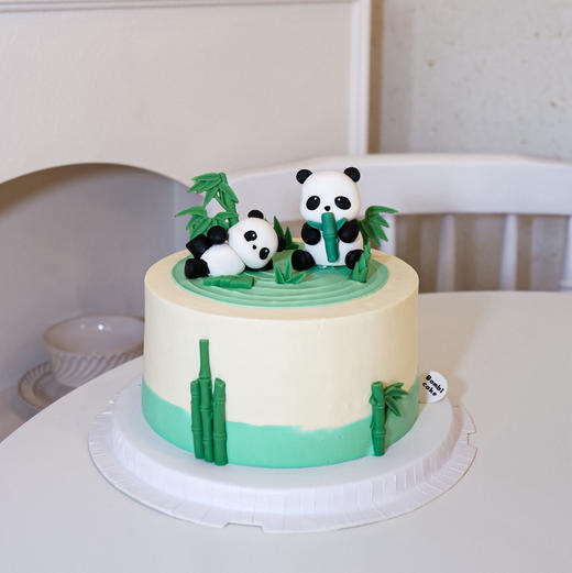 熊猫啃竹子 商品图0