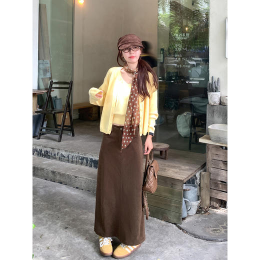 <曾小咸推荐> 现货秒杀！微信超特价！黄色毛衣开衫+吊带背心两件套 日常179.99 立减90 秒杀89.99！！ 商品图1