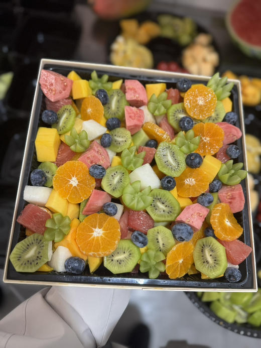 豪华派对超大果切盒 约4斤 -精美木盒 商品图0