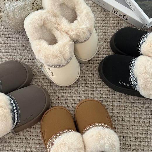 【暖冬鞋服丨亲子厚底毛绒棉拖鞋】内里毛量充足，细密保暖，橡塑大底踩感舒适有弹性，缓震减压防滑，成人儿童款都有，居家外穿都适合，一双轻松过冬 商品图4