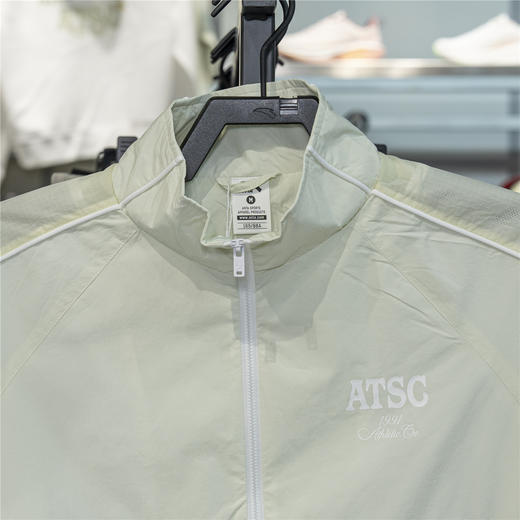 安踏运动外套女子2025秋季新款防泼水梭织夹克休闲上衣162538601N 商品图6