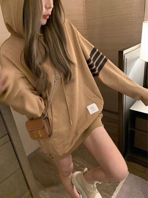 点此购买 TB冬季男女款卡色加绒连帽卫衣 ks 334656 商品图5