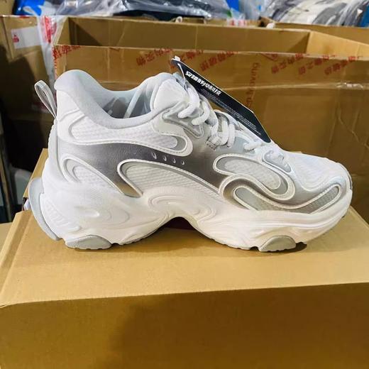 安踏2025年春季新款女休闲鞋运动鞋厚底鞋子增高女鞋122518851 商品图3