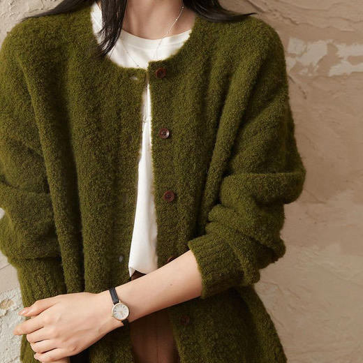 苔藓绿羊毛开衫｜复古百搭，高级显白【3-5天发货】 商品图3