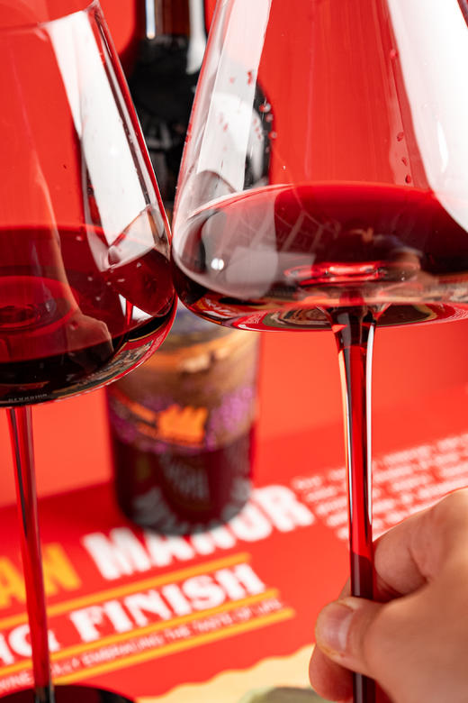 【原瓶进口超值礼盒装】智利欧绅庄园®山谷珍藏佳美娜干红葡萄酒750ml*2瓶 赠品鉴杯 商品图7