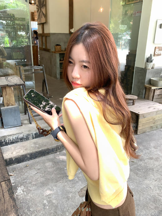 <曾小咸推荐> 现货秒杀！微信超特价！黄色毛衣开衫+吊带背心两件套 日常179.99 立减90 秒杀89.99！！ 商品图7