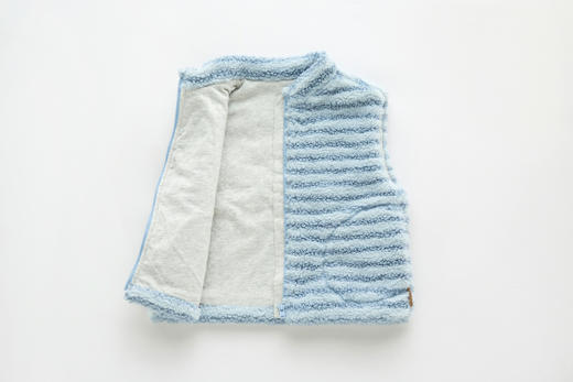 拉比i5童衣类-4自然毛绒马夹LYDC102303 商品图2