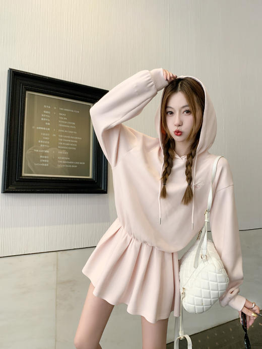 <曾小咸推荐>现货秒杀！微信超特价！学院风连帽卫衣连衣裙 日常249.99 立减90 秒杀159.99！ 商品图11