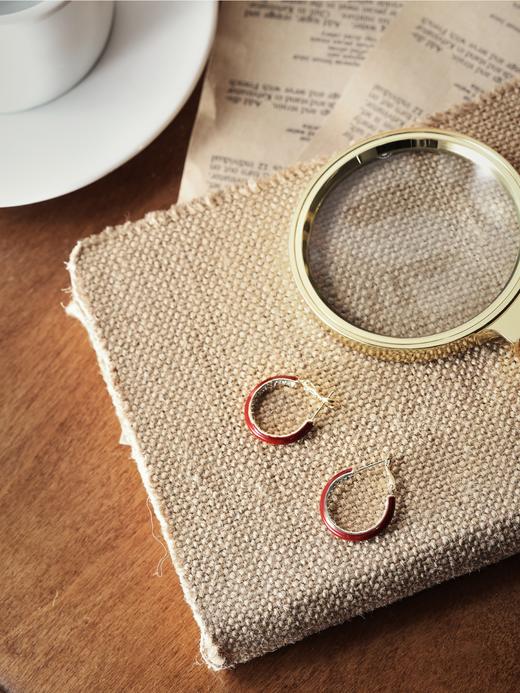 鹿鹿推荐·百搭安可拉红氛围感耳钉 商品图0