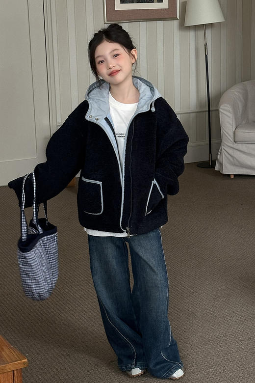 🧊抗寒密码保暖神器❗️大爆款❗【吉米故事儿童加厚撞色羊羔绒外套】👀一眼心动炒鸡可爱又jing致时尚🧣超厚实 行走的小火炉~👒连帽设计版型宽松不挑人👧👦男宝女宝都能穿！ 商品图1