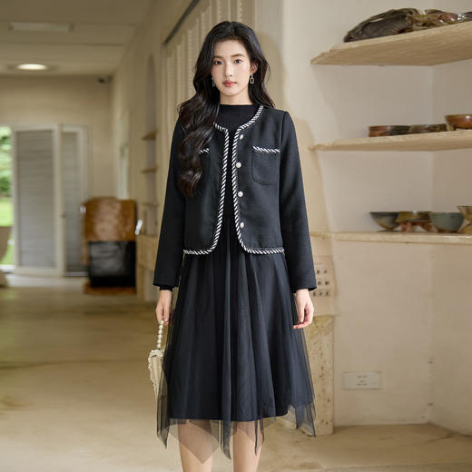 奢姿大码女装2025秋季胖妹妹减龄织带花边设计V领小香风短外套9953353655 商品图4