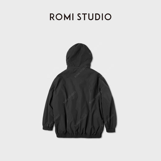 ROMI STUDIO“冬日轻盈”95白鹅绒宽松廓形三防羽绒外套RWCWWG6511 商品图2