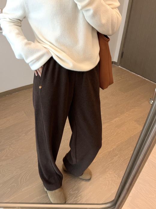 2408 女款加厚奥粒绒羊毛呢料阔腿弯刀裤 WK838 商品图5