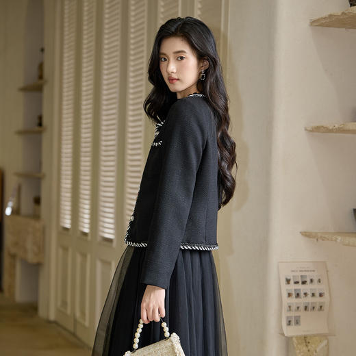 奢姿大码女装2025秋季胖妹妹减龄织带花边设计V领小香风短外套9953353655 商品图3