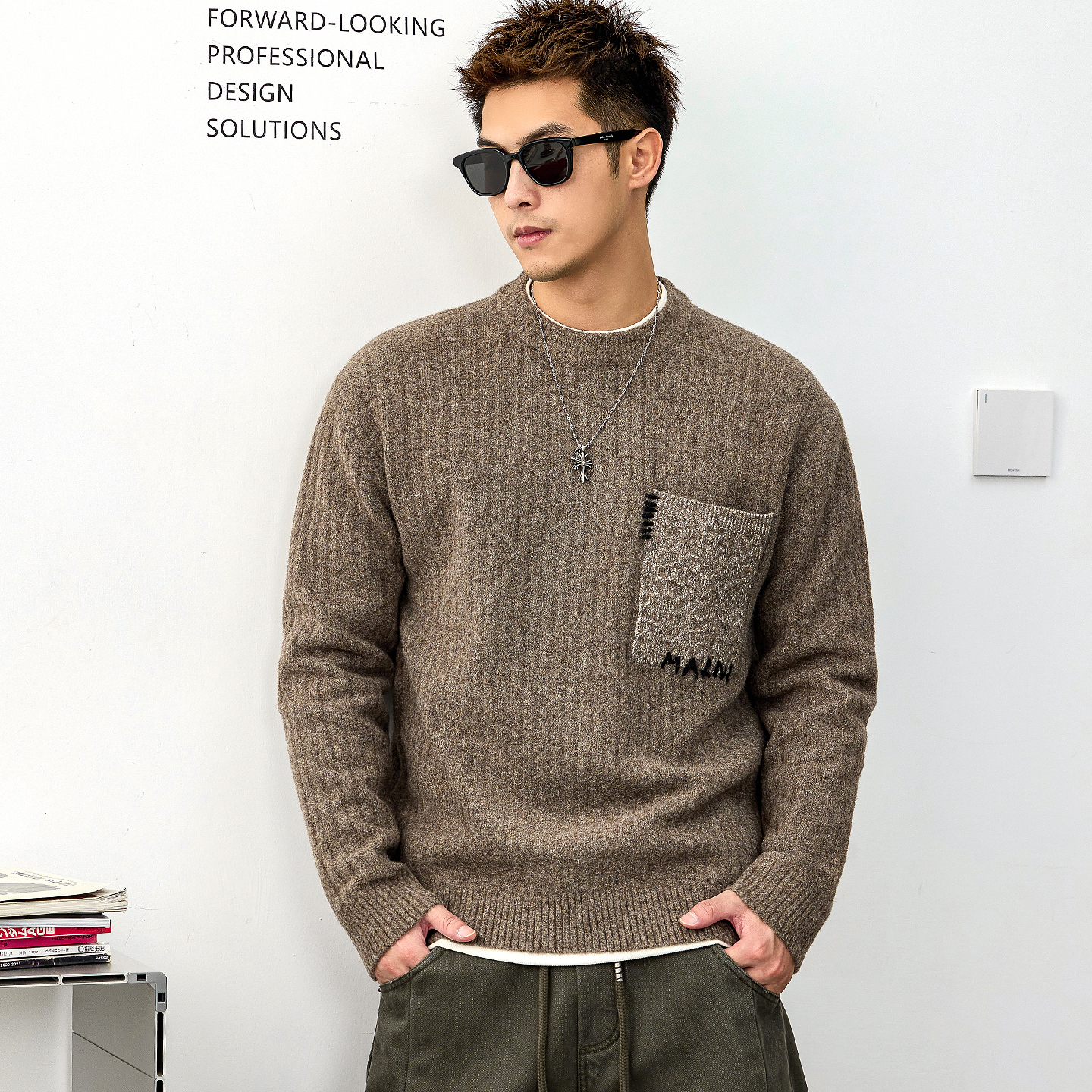 徐太浪【羊毛混纺 拼接口袋】咖色大码毛衣男秋冬内搭打底针织衫