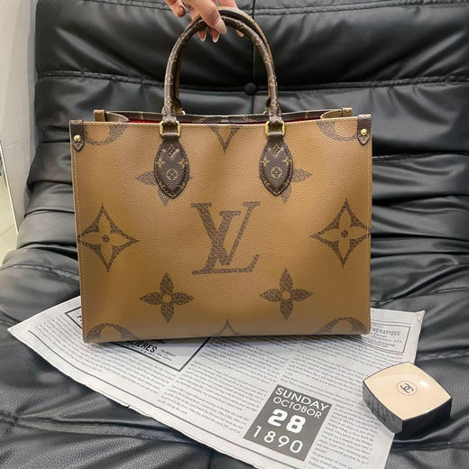LV on the go 中号 老花拼色 单肩包 商品图0