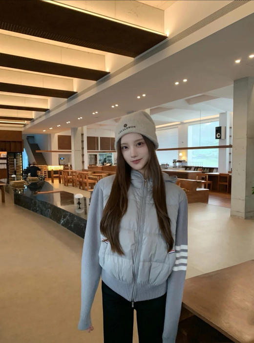 XY47-TB 25Ss秋冬最新款羊毛拼接羽绒服外套(SS) 商品图6