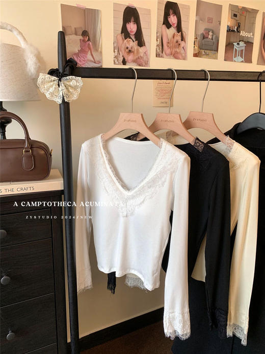 【YW】无忧购多巴胺V领蕾丝内搭打底衫女纯欲氛围感长袖上衣1206（截单后7天发货） 商品图9