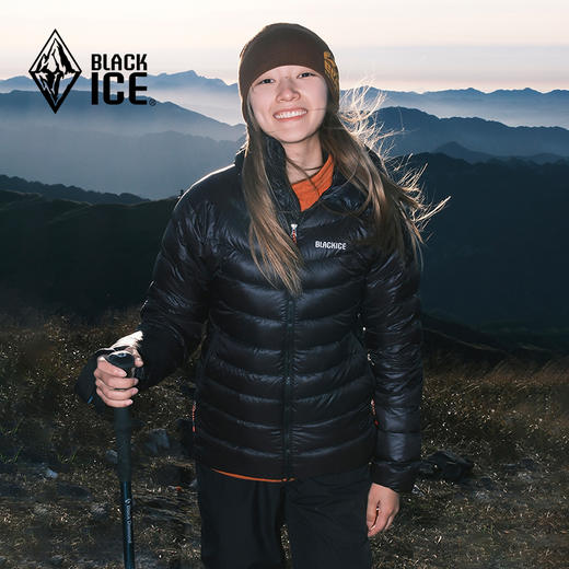 秋冬新款黑冰800蓬户外连帽保暖鹅绒轻薄排骨羽绒服女款F8610 商品图2