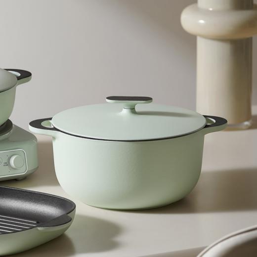 🥳【德世朗极光系列】 ✅铸铁一体成型 ✅进口珐琅，🌵颜值质感双在线 ✅大容量 + 一锅多用 ✅多用锅、深炖锅❣️、煎锅，满足一家需求  商品图4