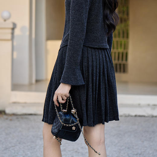 奢姿大码女装2025秋季百褶设计松紧裙子胖妹妹时尚百搭减龄半身裙 商品图3