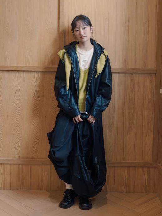 步履不停/5C13290C/u型领无袖针织背心配三角巾 商品图3