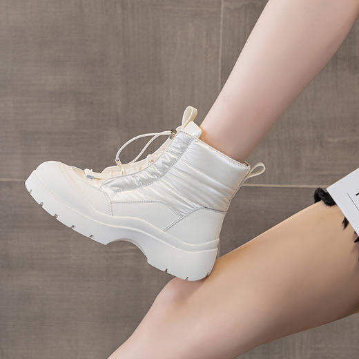 新款休闲短靴秋冬季厚底超火雪地靴高帮鞋加绒保暖鞋中筒靴 商品图2