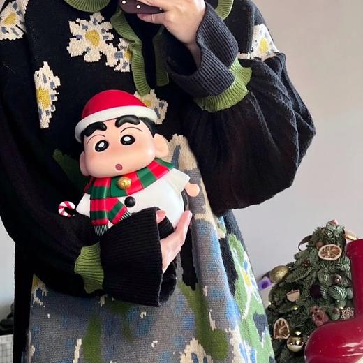 【19.9秒圣诞摆件】超大号搪胶材质 氛围感拉满 圣诞小新手办雪人小新圣诞树 可爱公仔桌面摆件玩偶礼物 商品图2