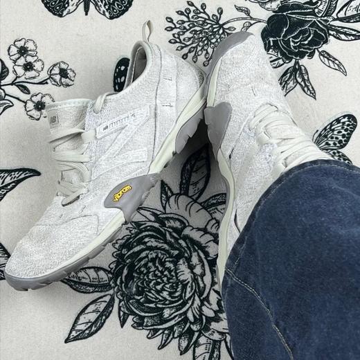 【云粉节】 【新品】7楼 NewBalance赤足薄底鞋 吊牌价:999元 商品图2