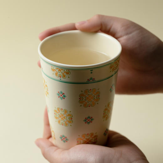 【敦煌宝相花可乐杯】敦煌小众新中式米黄釉宝相花纹可乐杯随手杯 陶瓷家用大号个人专用水杯 商品图0