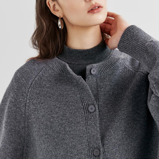 棉仓366605009-圆领短款全羊毛开衫毛衣女25秋冬厚款微宽松开衫外套针织上衣 商品图2