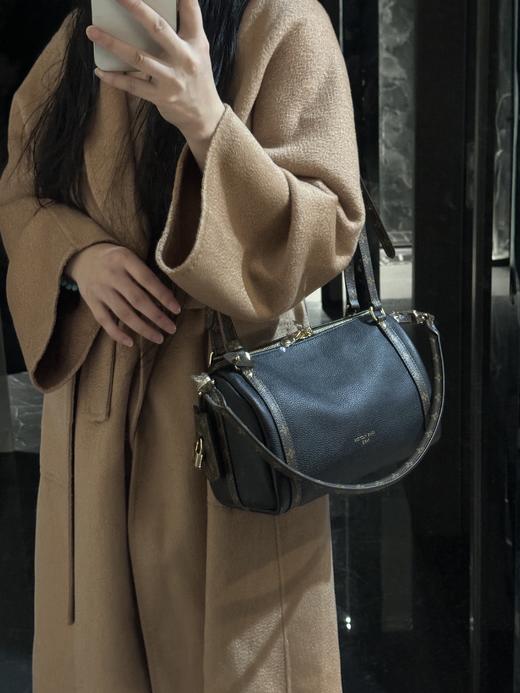 驴家 Express经典花纹镶边 牛皮革腋下包斜挎单肩包（163.芯片） 商品图3